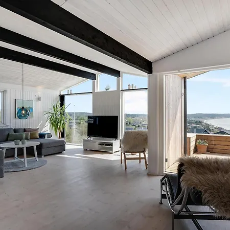 Amazing In With 4 Bedrooms And Wifi Ebeltoft