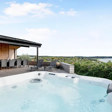 Amazing In With 4 Bedrooms And Wifi *
